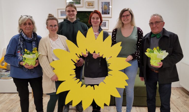 Neue Doppelspitze mit Kampfansage an SPD und CDU